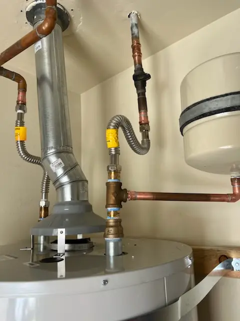 Water heater installation and plumbing repair in Blue Oaks